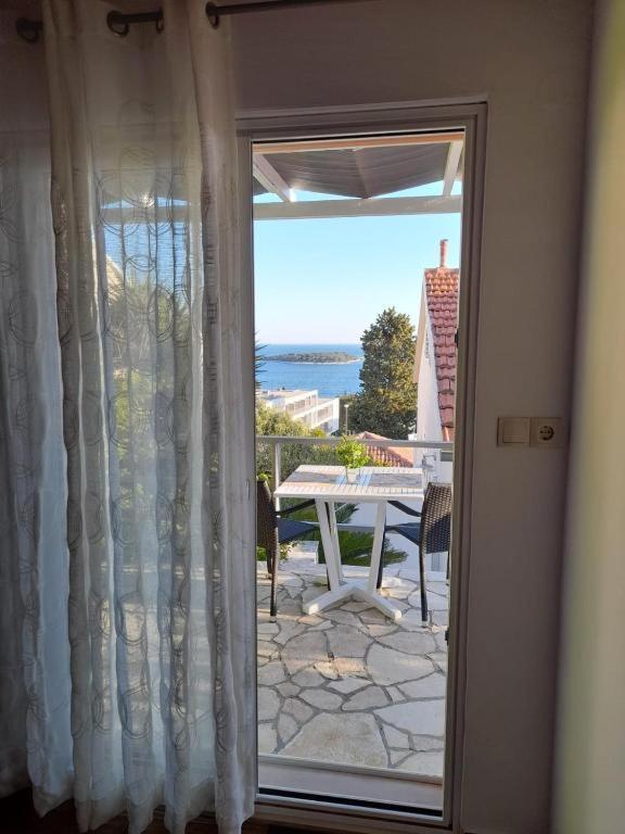 Apartments Mare 2 Hvar Town Exterior foto
